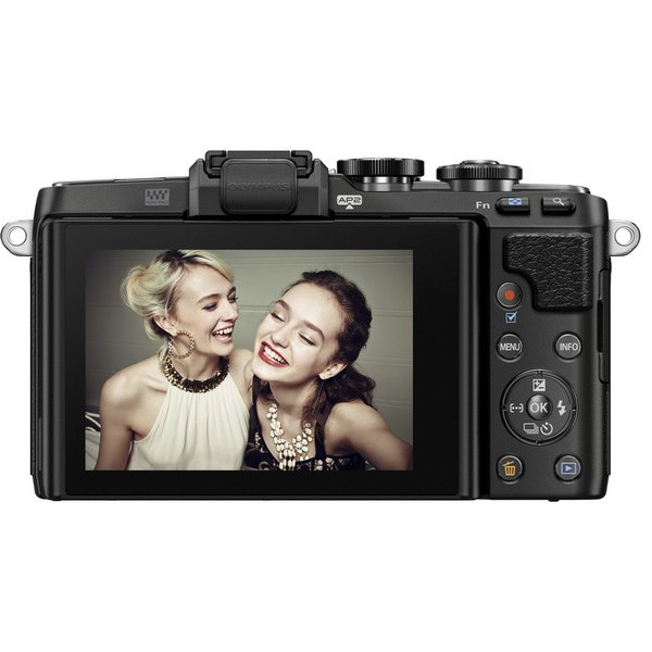 Цифровая системная фотокамера OLYMPUS E-PL7 Kit (14-42) Black/Black